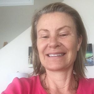 Meet your Posher, Carole